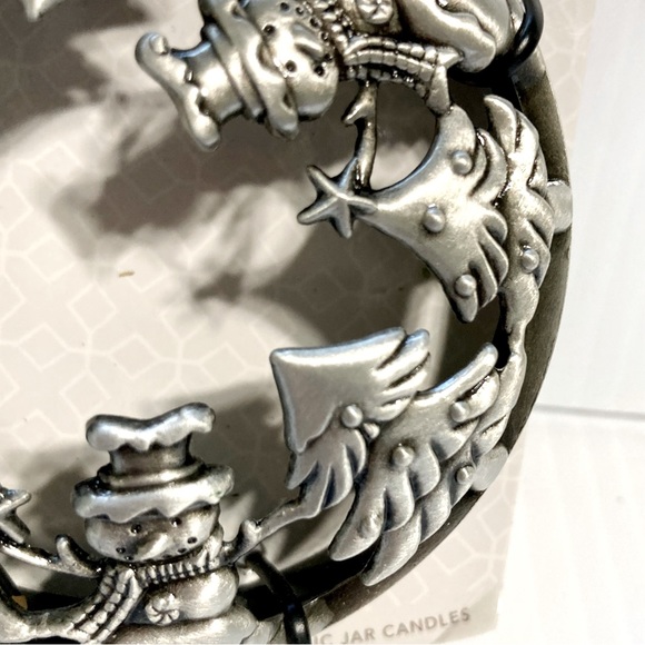 Yankee Candle Snowman Christmas Tree Illuma-Lid Large 22 oz Jar Topper Lid NEW - Picture 5 of 14